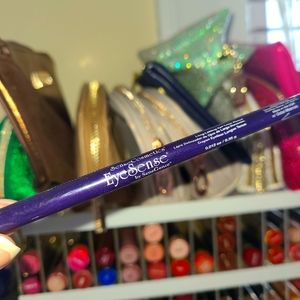 NAVY Eyesense eyeliner pencil ✏️ SeneGence